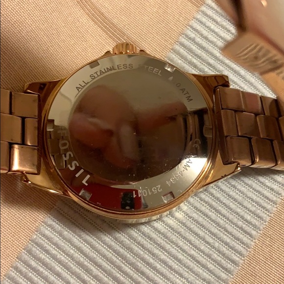 Ladies Fossil watch - Picture 5 of 5
